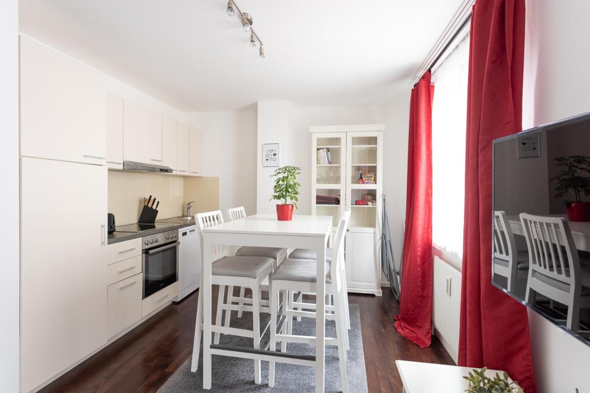 New Shalalaliving Vienna - Lovenest Or Workspace Near Schoenbrunn Bg المظهر الخارجي الصورة